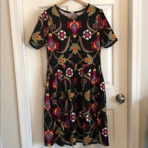 Gorgeous Black Floral LuLaRoe Amelia 2x